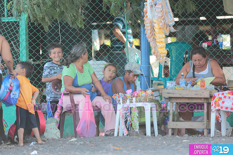 Comerciantes satisfechos con decisión de libre acceso a centros turísticos